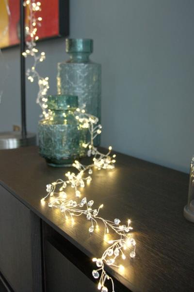 Crystal Cluster - 100 LED Indoor Light Chain With Built In Timer - Battery Powered