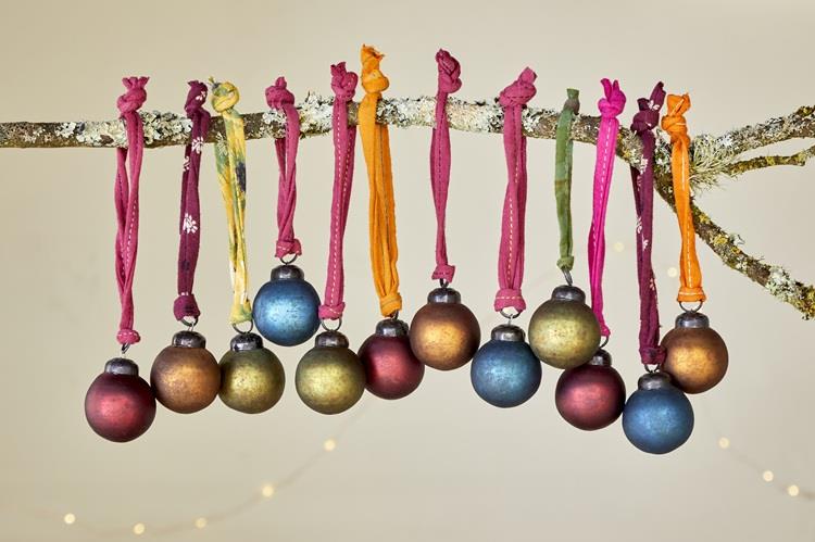 Oko Mini Baubles - Mixed Matt OB3401 - Set of 12 Mini 3x3cms - Nkuku