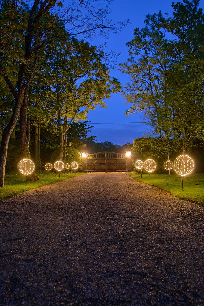 50cm/300 LED Light Sphere - Dual Powered - Indoor/Outdoor Hanging or Stake Light - Mains & Solar