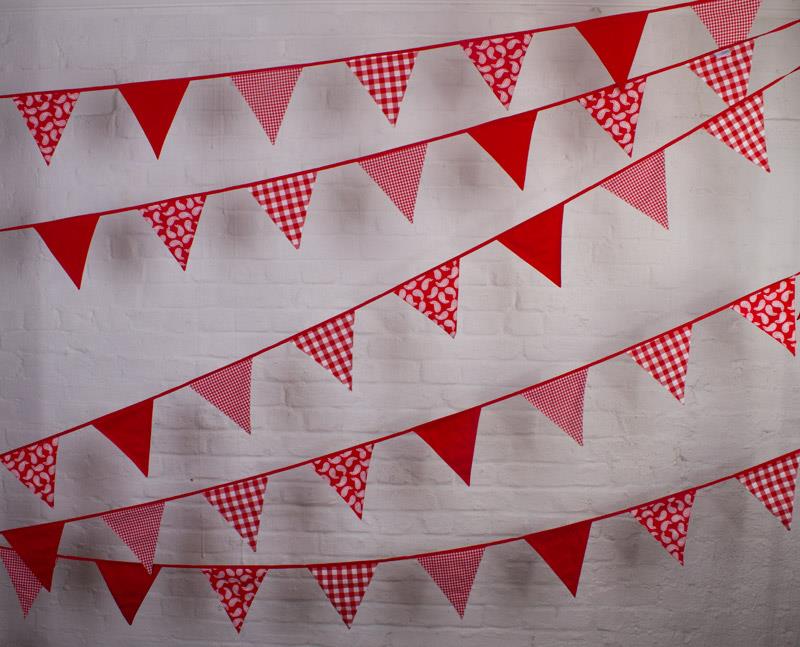 100% Cotton Bunting - Shades of Red - 10m/33 Double Sided Flags