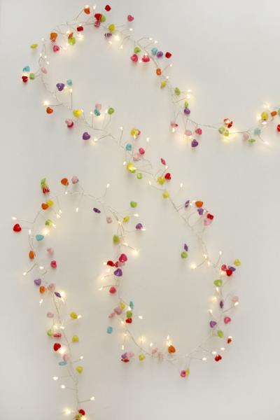 Hearts - 144 LED Indoor Light Chain With Transformer - Mains Powered