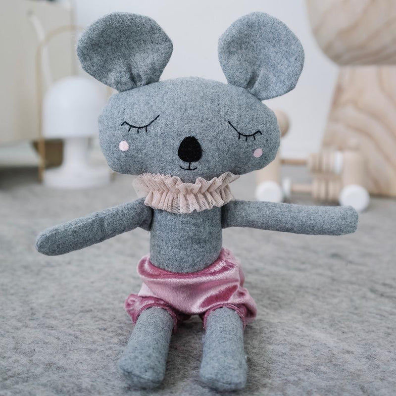 Mabel The Mouse - 35 cm Softie - and the little dog laughed