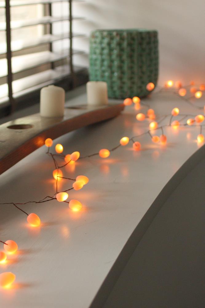 Teardrops - Peach - 60 LED Indoor Light Chain With Built In Timer - Battery Powered