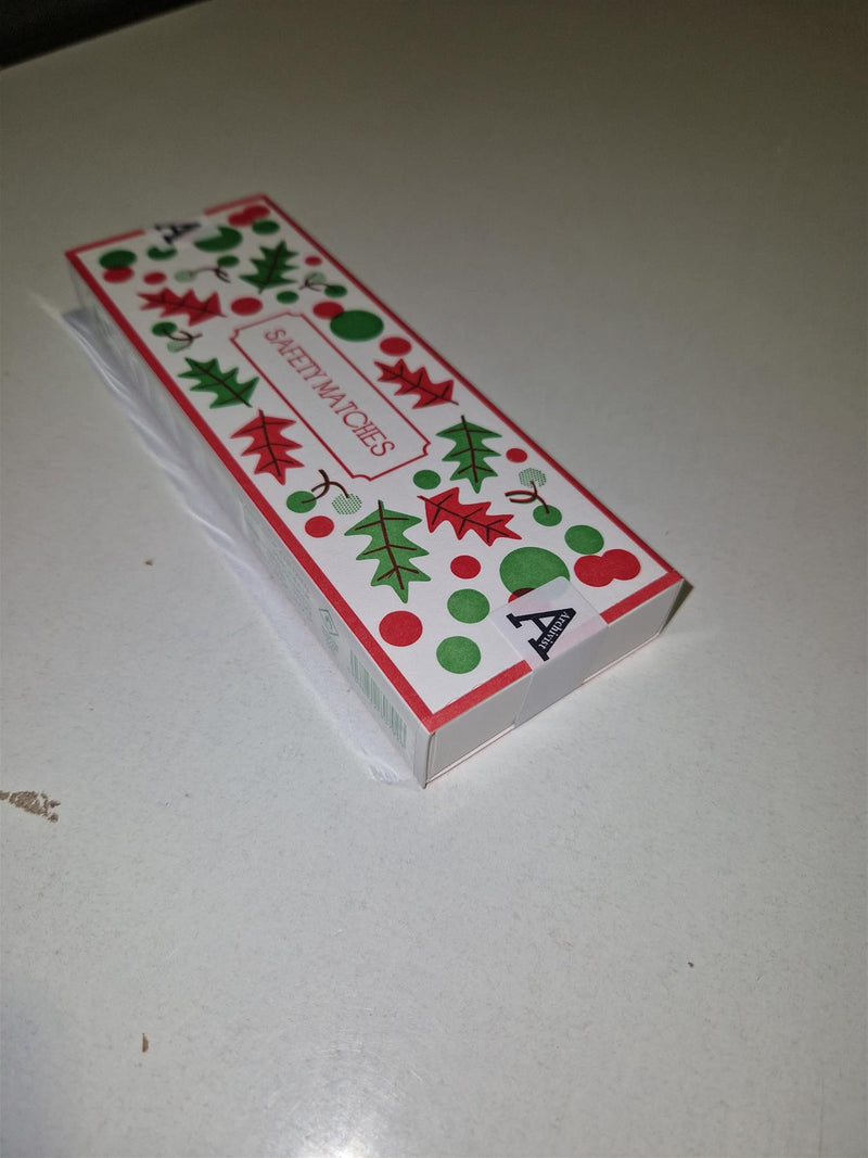 Christmas Holly Pattern (DD09) - 100 Luxury Safety Matches - Archivist