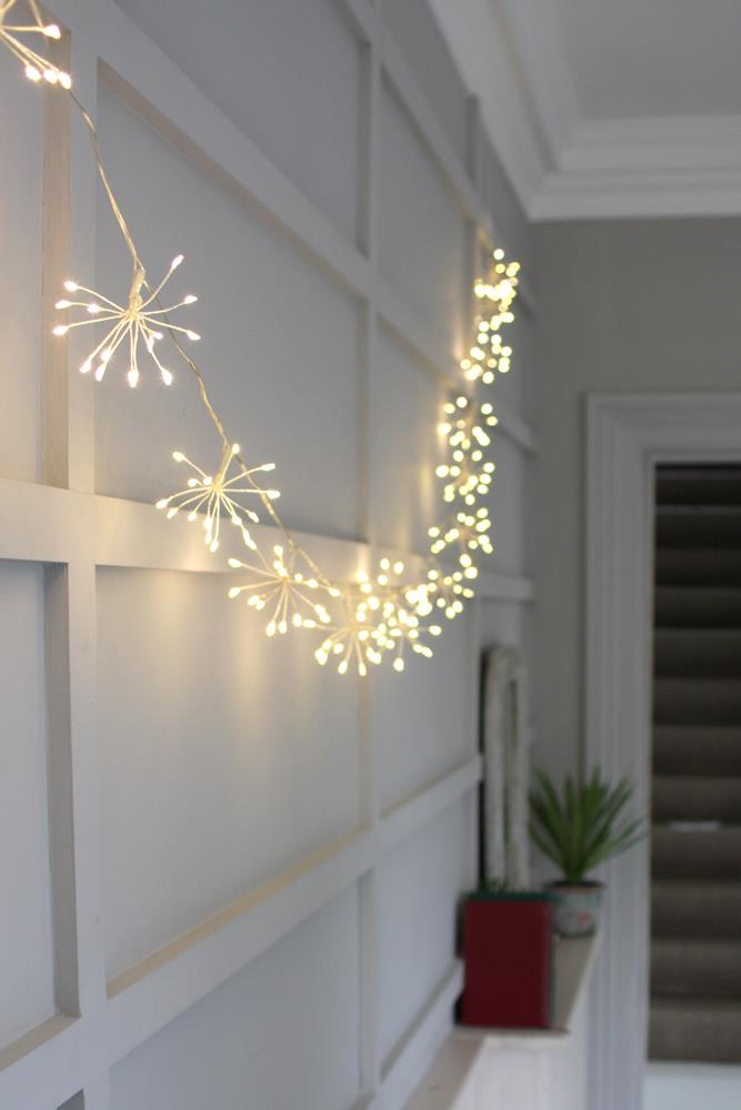 Starburst Chain - 150 LED Indoor/Outdoor Lights - Battery Operated - Choose From 2 Colours