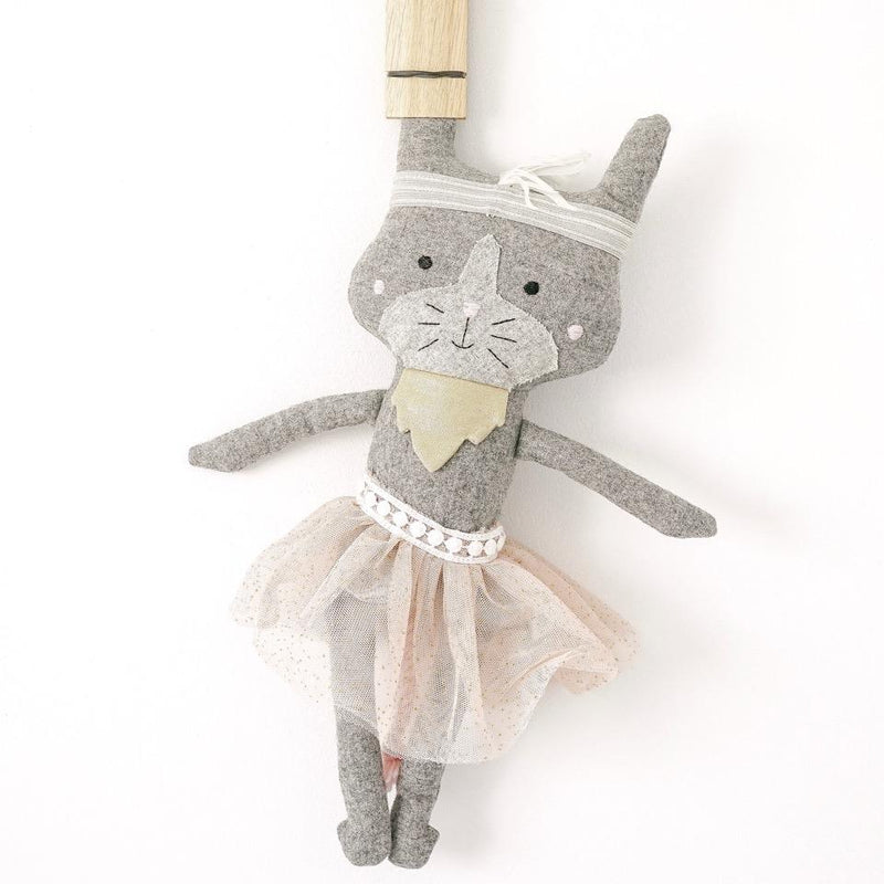 Polly The Cat - 40 cm Softie - and the little dog laughed